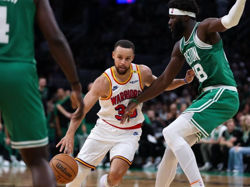 ABG欧博-库里连续十场比赛得分超过精彩发挥，巴塞罗那挑战极限！的简单介绍